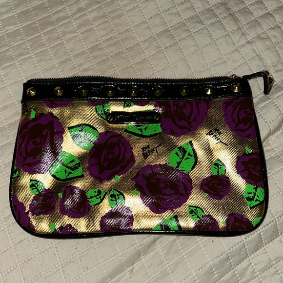 Betsey Johnson Handbags - Betsey Johnson clutch bag